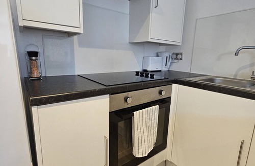 Huddersfield Apartment | Charming 1-bed Apartment in Huddersfield