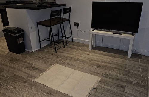 Huddersfield Apartment | Charming 1-bed Apartment in Huddersfield