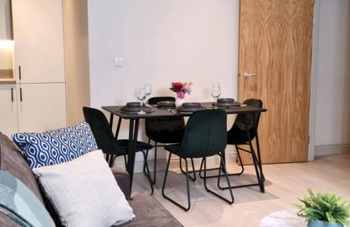 Leeds Apartment | Charming 1-bed Apartment in Leeds