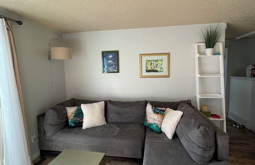 Cimarron Hills House | Charming 1-bedroom house in awesome Colorado Springs with WiFi