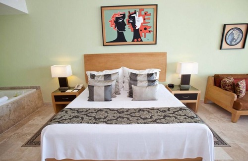 Las Jarretaderas Resort | Charming 1-bedroom Studio with fitness room and AC in Nuevo Vallarta