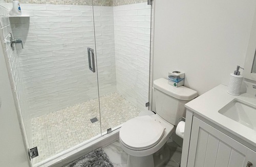 Alpine Apartment | Charming 1 Bedroom 1 bath Private Apartment with Mountain View’s!