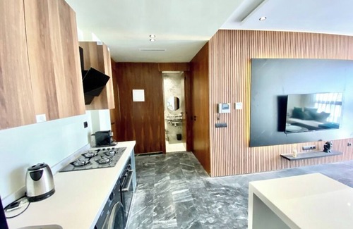Casablanca Apartment | Charming 1-bedroom apartment w/WiFi near tramway and train station oasis