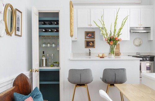 Downtown Charleston Apartment | Charming 1 Bedroom Apartment in Downtown Charleston