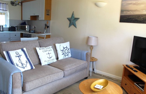 Seaton Apartment | Charming 1 Bedroom Apartment with Fantastic Sea Views