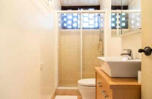 South Yarra Apartment | Charming 1 Bedroom Apartment in Vibrant South Yarra