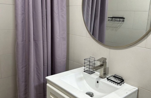 Piarco Apartment | Charming 1-bedroom apartment in fabulous Piarco with AC
