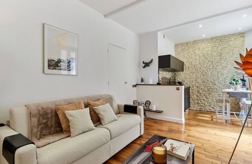 Grenelle Apartment | Charming 1 Bedroom Apartment Eiffel Tower