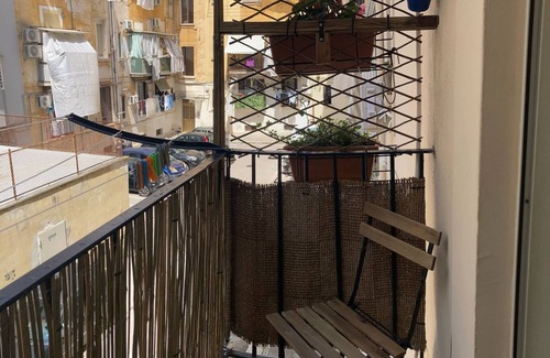 Municipio 1 Apartment | Charming 1-bedroom apartment with AC, WiFi in enchanting Bari