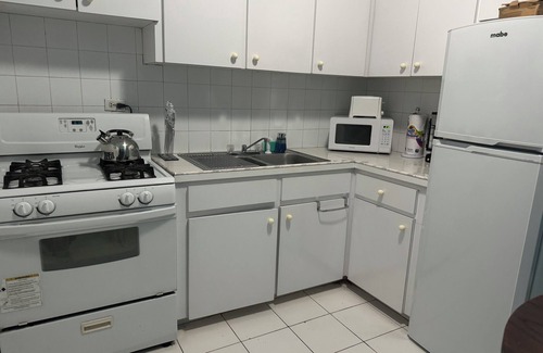Belair Estates Apartment | Charming 1 bedroom apt with king size bed in pleasant Nassau - KBG #2