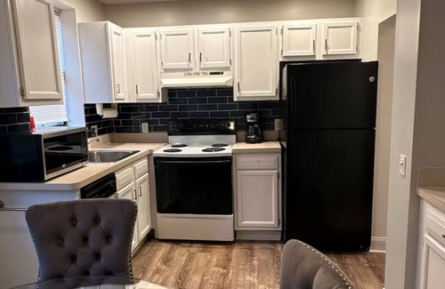Detroit Condo | Charming 1-bedroom condo with AC and WiFi in superb Detroit