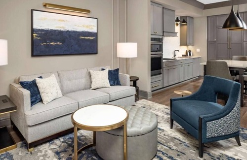 Ansonborough Apartment | Charming 1-bedroom hotel suites in fantastic Charleston