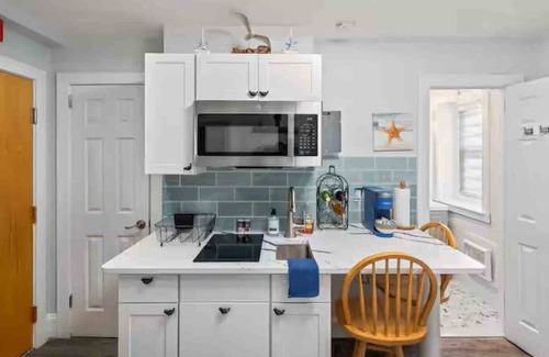 North End Hotel | Charming 1-bedroom hotel with fitness room, WiFi in fabulous Ocean City