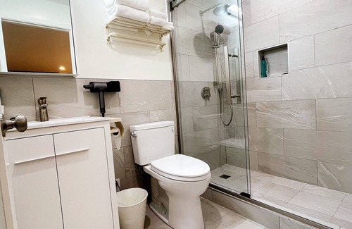 San Bruno House | Charming 1-bedroom house in lovely San Bruno with WiFi