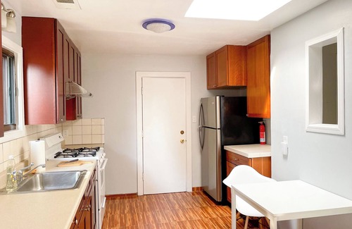 San Bruno House | Charming 1-bedroom house with AC, WiFi in delightful San Bruno