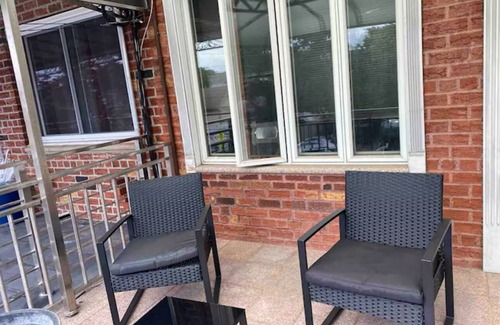 Canarsie House | Charming 1-bedroom house in beautiful Brooklyn with AC