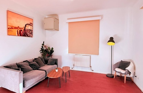 Footscray House | Charming 1-bedroom in fabulous Footscray with WiFi