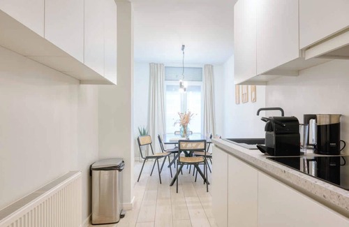Kunstenkwartier Apartment | Charming 1-Bedroom Retreat Near Ghent City Center