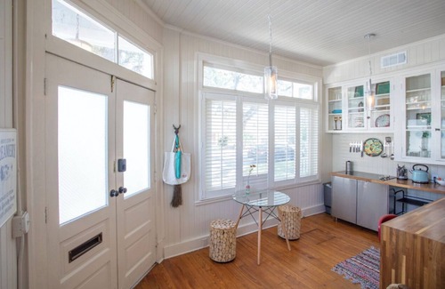 Beach Institute House | Charming 1-bedroom studio apt in historic Savannah