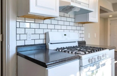 Great Falls Cottage | Charming 1- bedroom cottage
