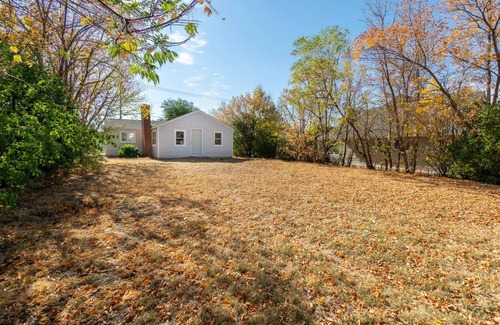 Great Falls Cottage | Charming 1- bedroom cottage