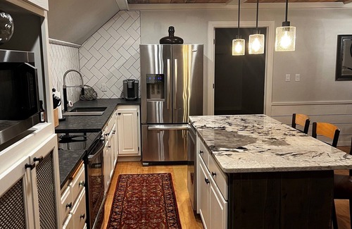 Wrightstown Apartment | Charming 1 bedroom overlooking the Fox River. Large Heated Garage. Pet Friendly!