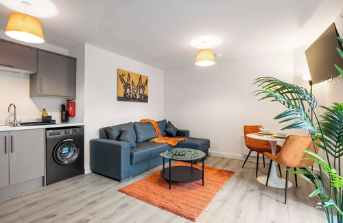 Belfast Apartment | Charming 1 BR apartment, walk to city centre