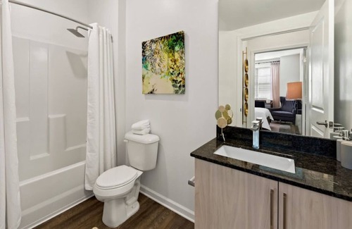Louisville Apartment | Charming 1 ROOM in shared apartment with WiFi, AC close to Knoxville