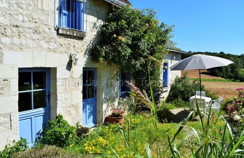 Crissay-sur-Manse Cottage | Charming 1850 Restored House, Private Garden, Modern Amenities, Near Crissay-sur-Manse