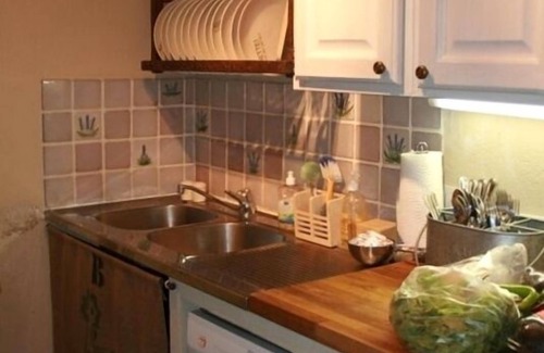 Roussillon House | Charming 18th Century Country Home with Pool & Beautiful View of the Luberon!