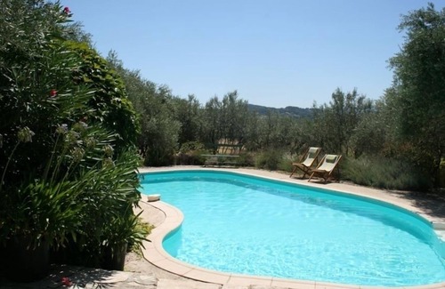 Roussillon House | Charming 18th Century Country Home with Pool & Beautiful View of the Luberon!