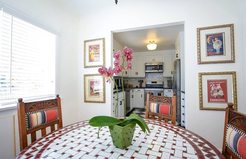Middletown House | Charming 1920s Mariposa Cottage Heart Of Hillcrest