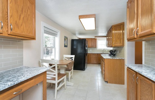 Cary House | Charming 1930 Bungalow Home in Downtown Cary !
