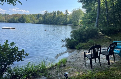 Wolfeboro Cottage | Charming 1940s Crescent Lake Cottage – Your Lakeside Paradise