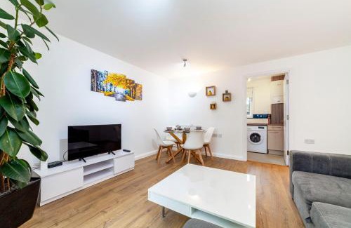 Latchmere Apartment | Charming 1BR apt w patio in Battersea