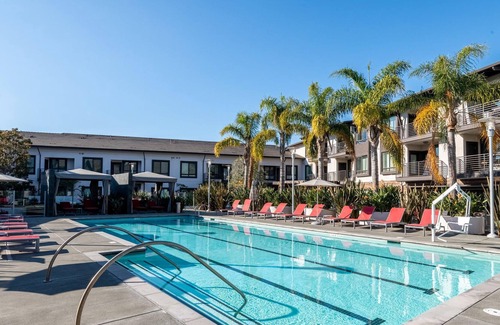 Morse Park Apartment | Charming 1BR in Sunnyvale, Gym + Parking