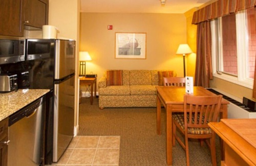West Dover Apartment | Charming 1BR Retreat | Ski-In Access