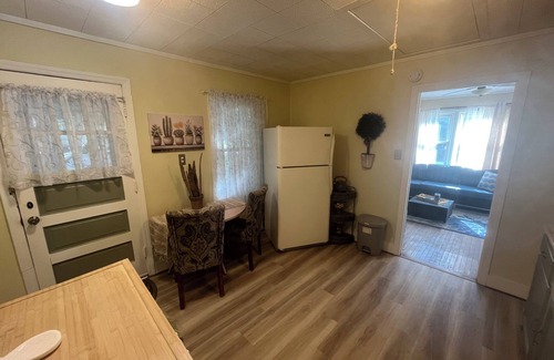Sturgeon Bay House | Charming 2-BD duplex just blocks from downtown Sturgeon Bay and the waterfront