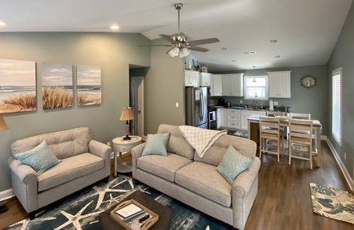 Landrum Cottage | Charming 2 Bed/2 Bath Cottage - Landrum SC