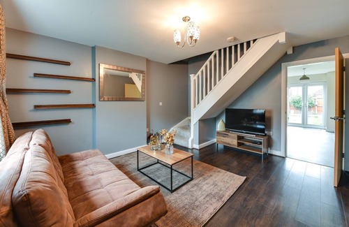 Manchester House | Charming 2-bed House in Middleton Manchester