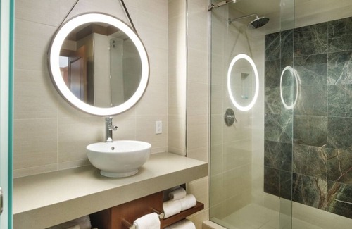 Incline Village Resort | Charming 2-bedroom mountain resort with private balcony. Sleeps 6.