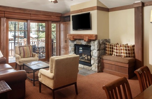 Incline Village Resort | Charming 2-bedroom mountain resort with private balcony. Sleeps 6.