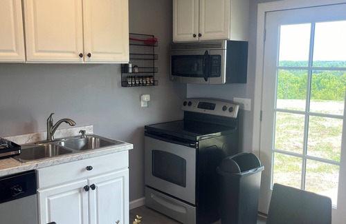 Stamping Ground House | Charming 2-bedroom house on our farm with beautiful sunsets