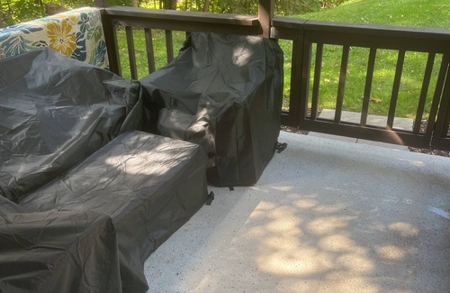 Vernon Condo | Charming 2-bedroom condo in fabulous Vernon Township with WiFi, fitness room