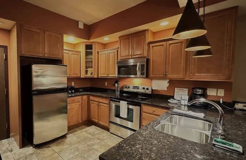 Wisconsin Dells Condo | Charming 2-Bedroom, 2-Bathroom in Chula Vista