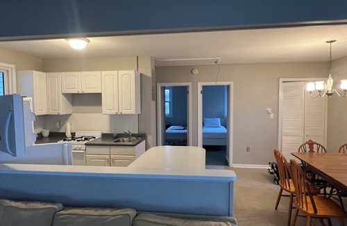 Green Creek Cottage | Charming 2-bedroom Bayside cottage in lovely North Wildwood near The Surfing Pig