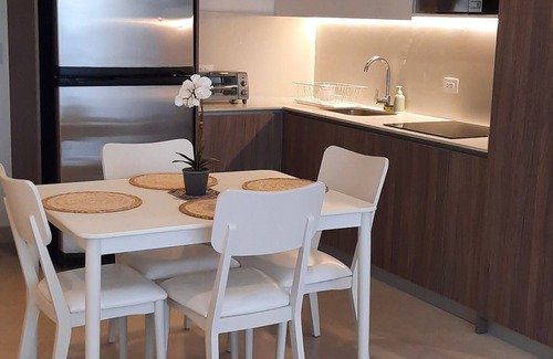 Jaco Apartment | Charming 2-bedroom apartment with AC, WiFi in beautiful Playa Hermosa in Mistico