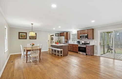 Franklin House | Charming 2-bedroom 2 bath house in Leiper's Fork