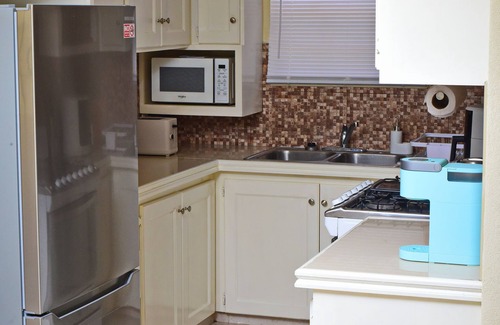 Bayville Apartment | Charming 2-bedroom, 2 bathroom apt with A/C and Wifi in Bridgetown near beach.