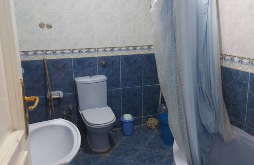 Ar-Raml 1 Apartment | Charming 2-bedroom apartment in enchanting Alexandria with WiFi, fitness room.